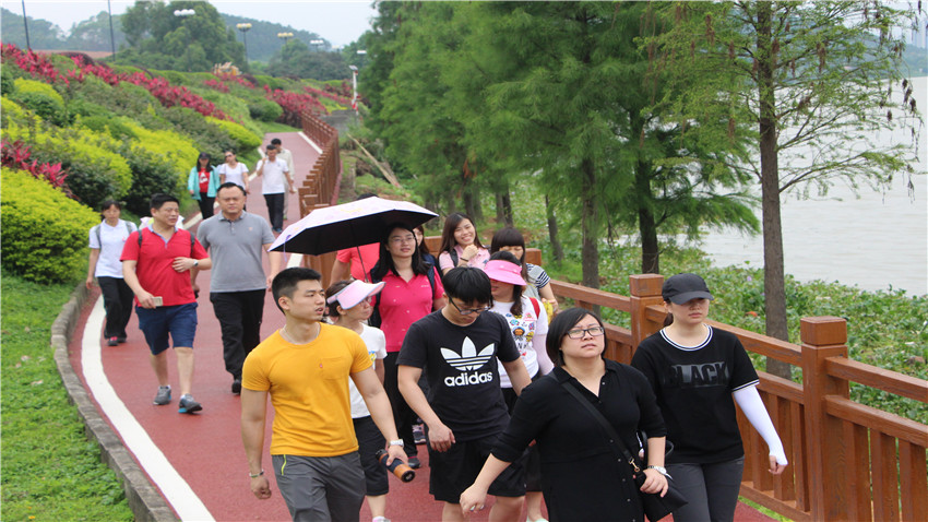 廣東利通置業(yè)投資有限公司增江畫廊踏青活動