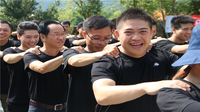 廣州市葵力橡塑制品有限公司十三周年慶拓展活動(dòng)圓滿結(jié)束！
